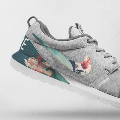Pilt Nike Floral Roshe Customized Running Shoes